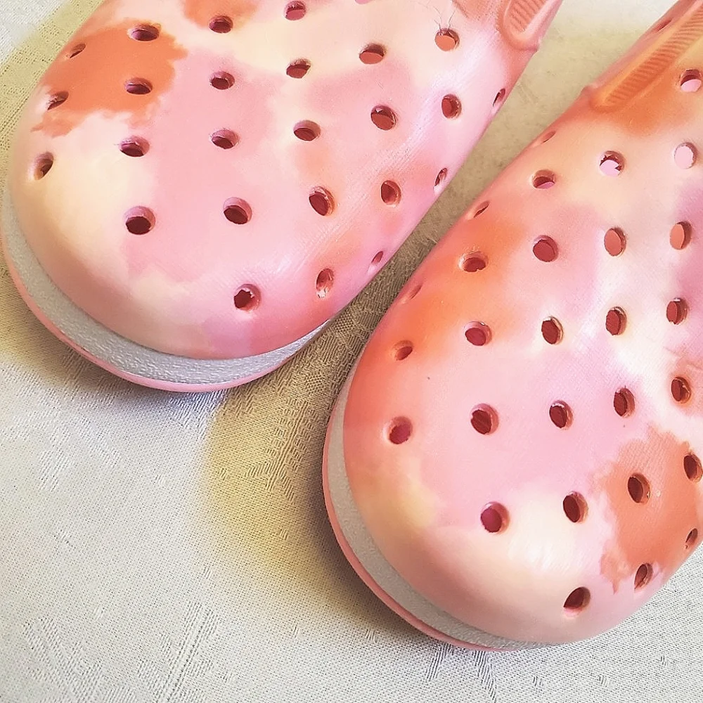 Cat & Jack Pink Marbled Water Shoes Big Girl Size 4
